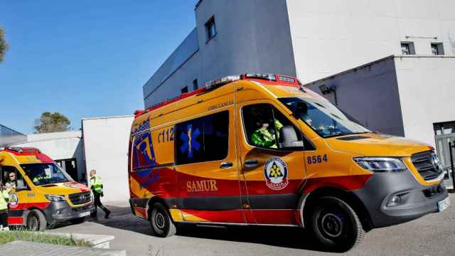 Una ambulancia en la Base 0 de SAMUR - Protección Civil, en Casa de Campo, en Madrid.