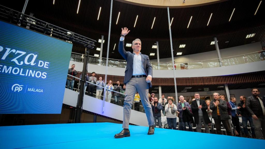 Elías Bendodo, durante el acto de campaña celebrado hoy en Torremolinos.