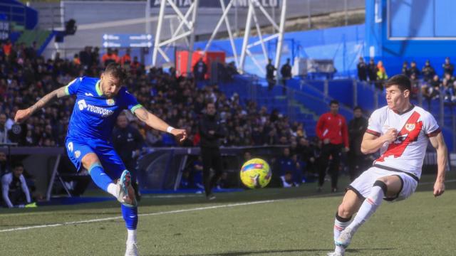 Portu y Fran García, durante el Getafe - Rayo Vallecano de La Liga 2022/2023