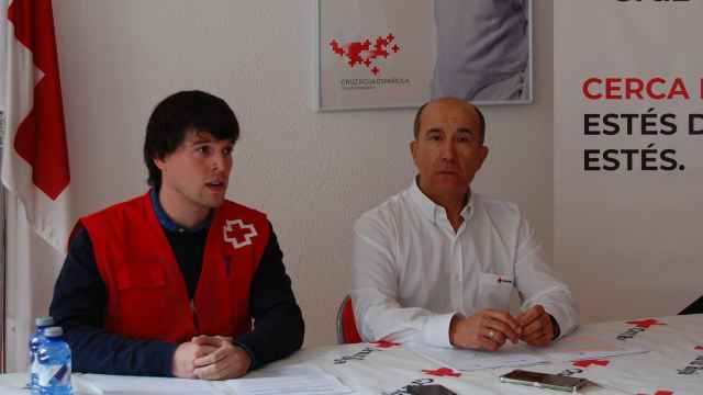 Ángel Agudo y Gorka López, presidente comarcal de Cruz Rojo y director provincial de Socorros y Emergencias