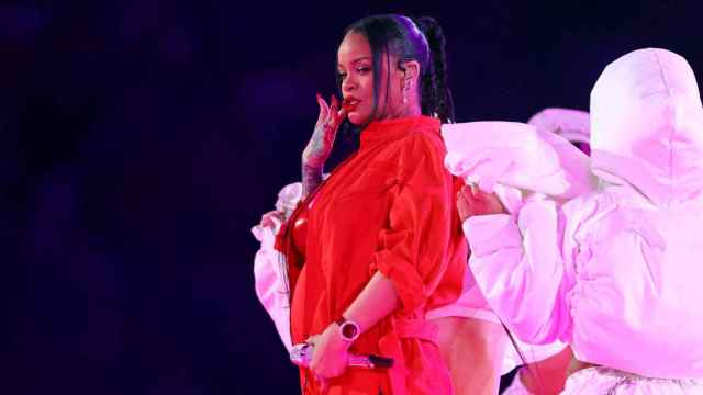 Rihanna, durante el show de mitad de tiempo de la Super Bowl LVII