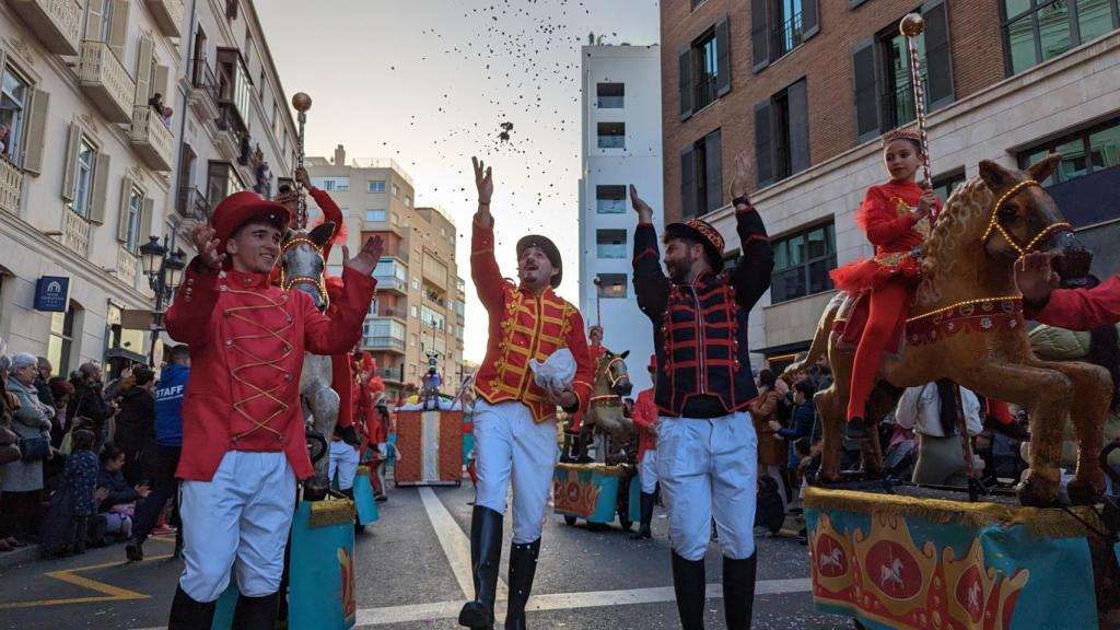 El Carnaval de Málaga sale a las calles: todas las imágenes del Gran Desfile de este domingo