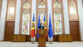 La presidenta de Moldavia, Maia Sandu, este lunes en una comparecencia.
