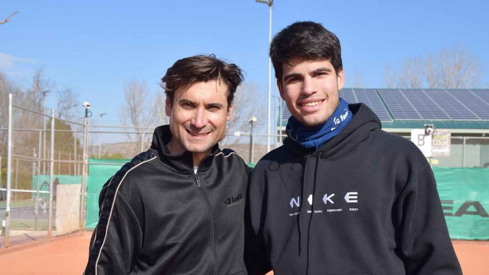David Ferrer y Carlos Alcaraz, en un entrenamiento en Villena