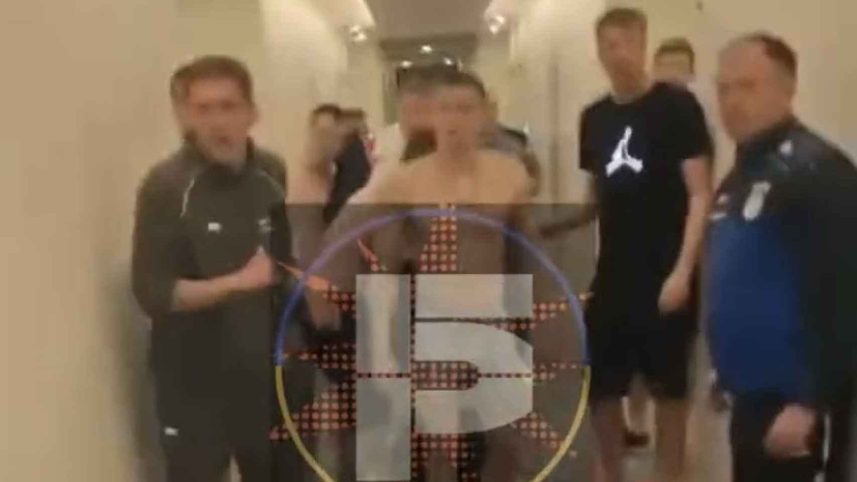 Jugadores del Yaroslavl Shinnik ruso y el FC Minaj ucraniano se pelean en un hotel