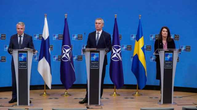 El Ministro de Exteriores de Finlandia, el Secretario General de la OTAN y la Ministra de Exteriores de Suecia en 2022.