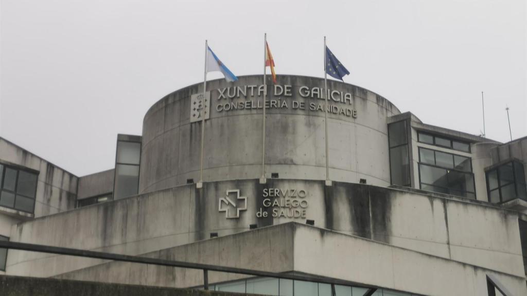 Edificio de la Consellería de Sanidade y Servizo Galego de Saúde (Sergas), en Santiago de Compostela.