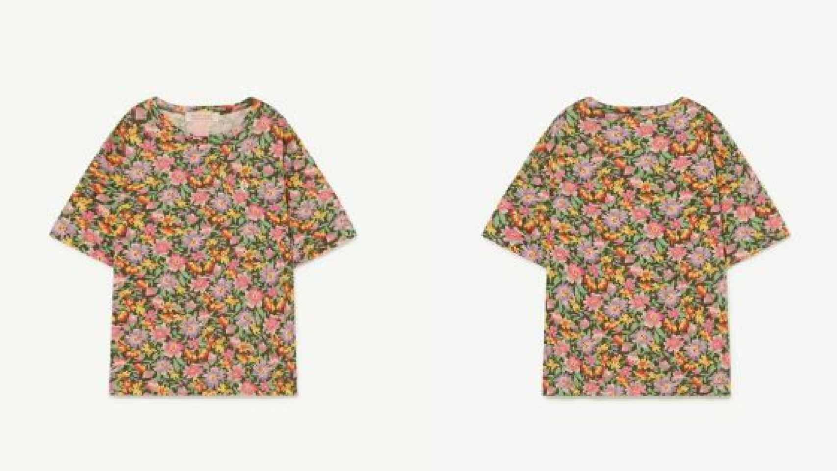 Camiseta 'Beige Flowers Rooster Oversize T-Shirt' de  The Animals Observatory.