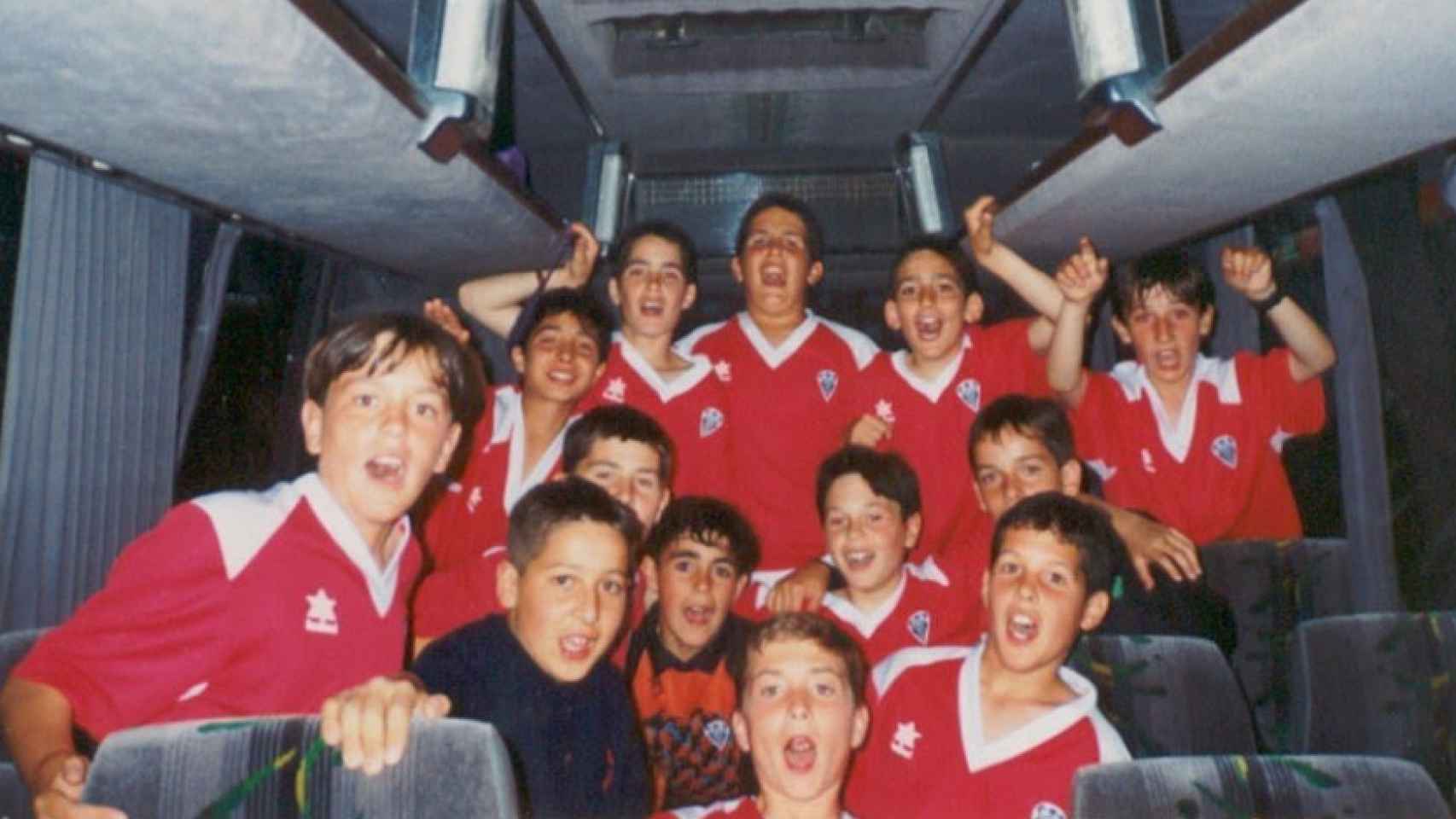 Andrés Iniesta con sus compañeros del Albacete cuando era un niño