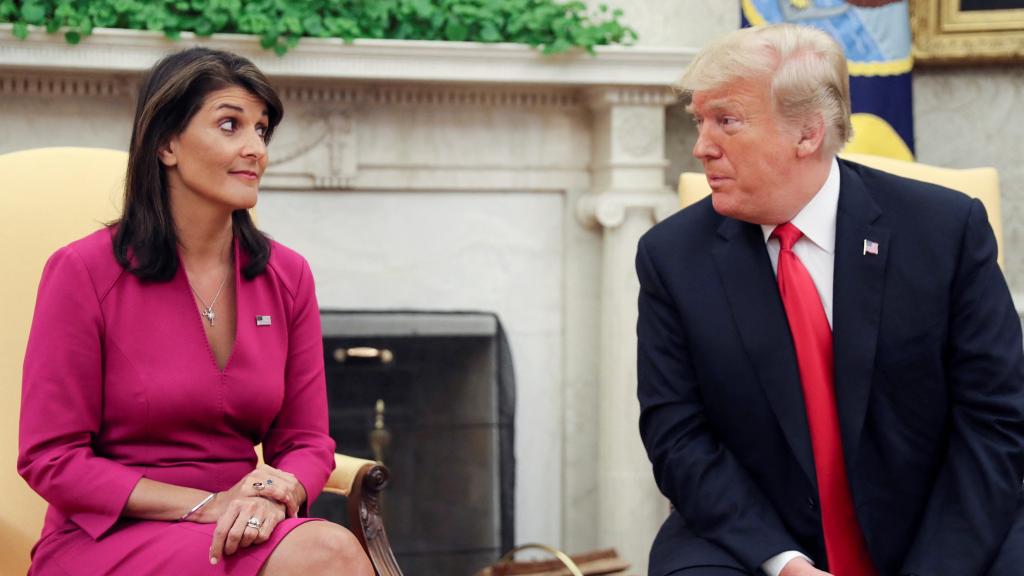 Nikki Haley y Donald Trump en una foto de archivo de 2018.