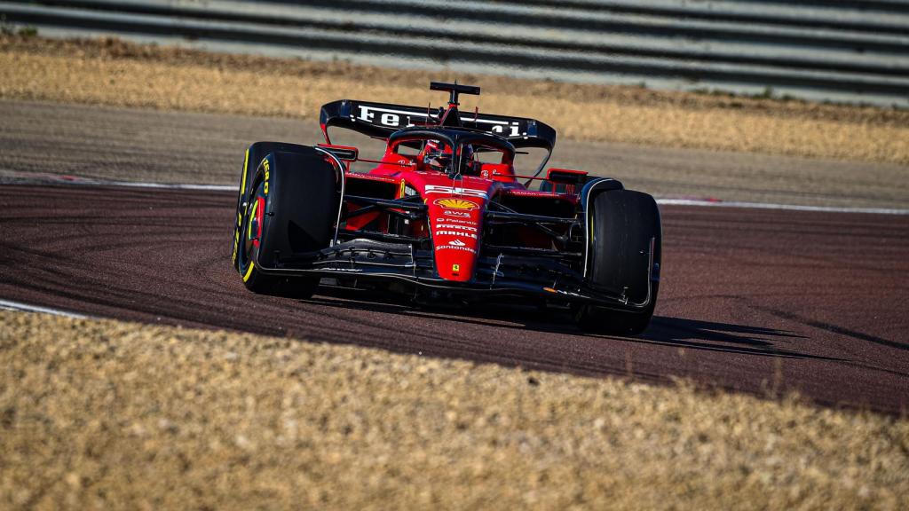 Sainz rodando en Fiorano en los test previos al Mundial.