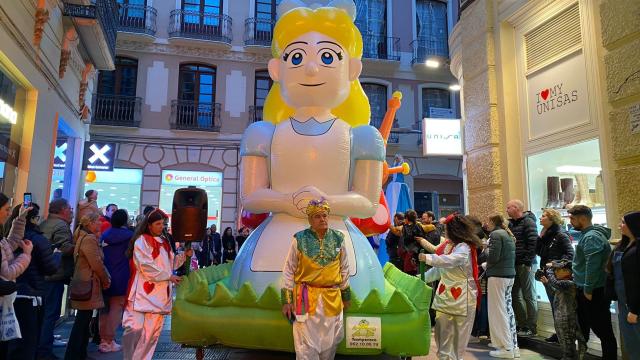 Una carroza del desfile de Carnaval de Málaga.