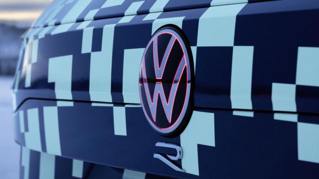 La Unión Europea ya permite iluminar los logos de las marcas de coches.
