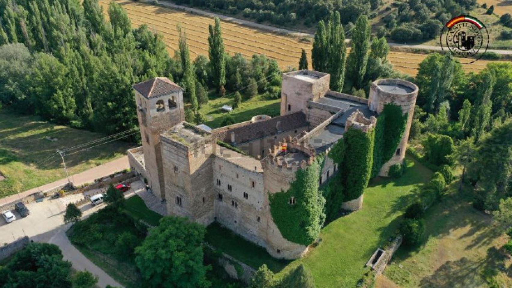 Imagen del castillo a la venta en Segovia por 15 millones