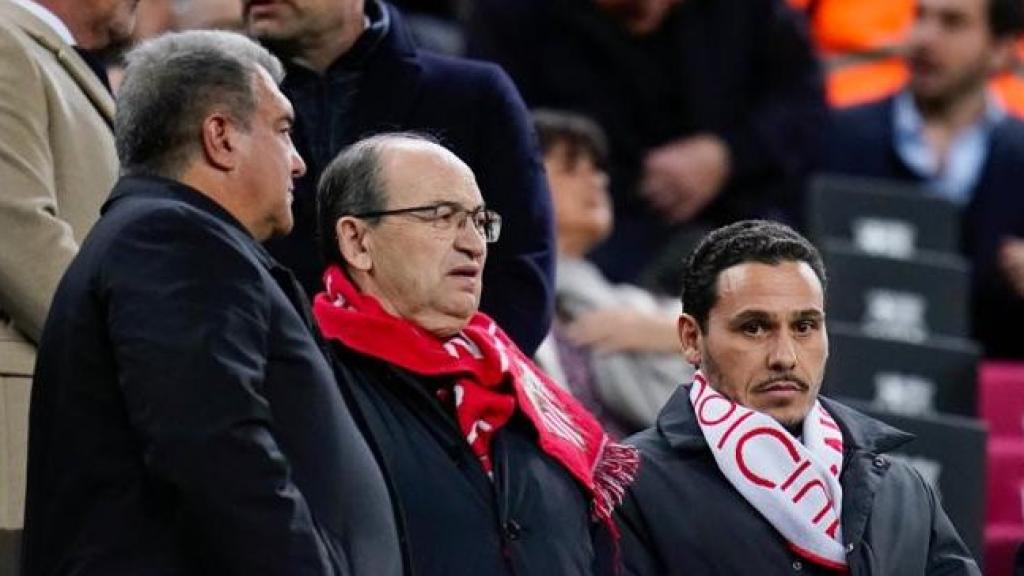 Joan Laporta y José Castro, en el palco del Camp Nou