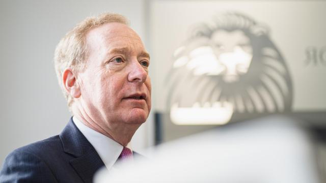 Brad Smith, presidente de Microsoft, en la redacción de DISRUPTORES - EL ESPAÑOL.