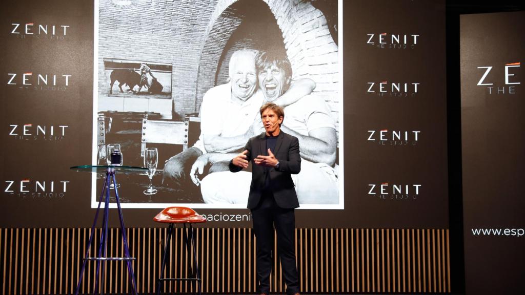 Manuel Díaz 'El Cordobés' durante la presentación.