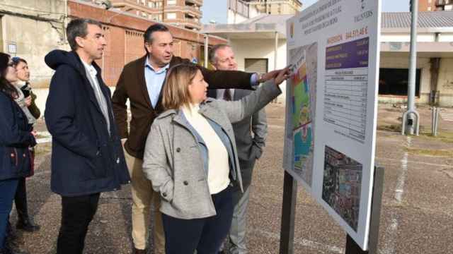 La alcaldesa de Talavera, Tita García, ha inaugurado las obras de urbanización de la antigua fábrica de Ilta