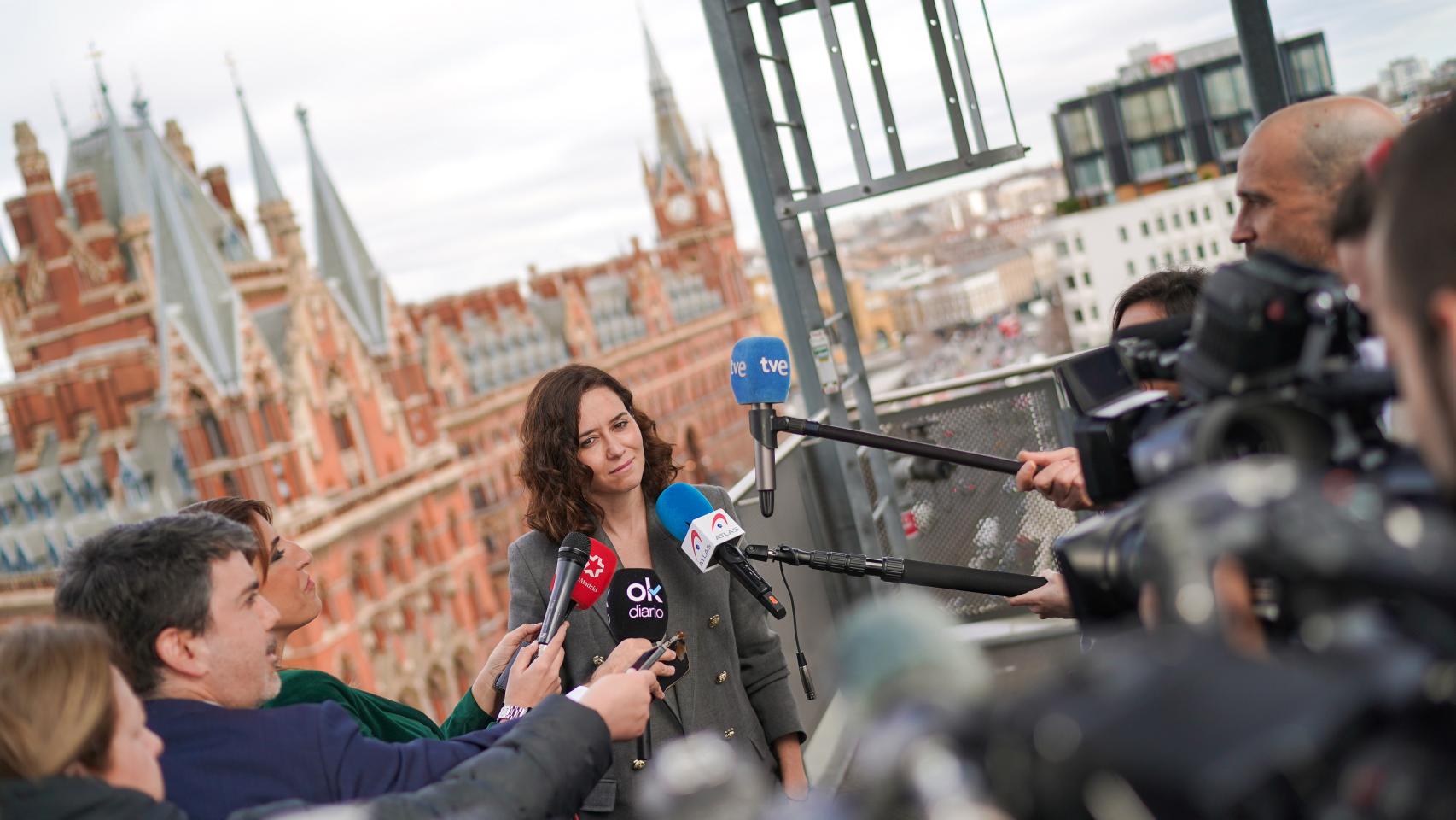 Isabel Díaz Ayuso, en Londres.