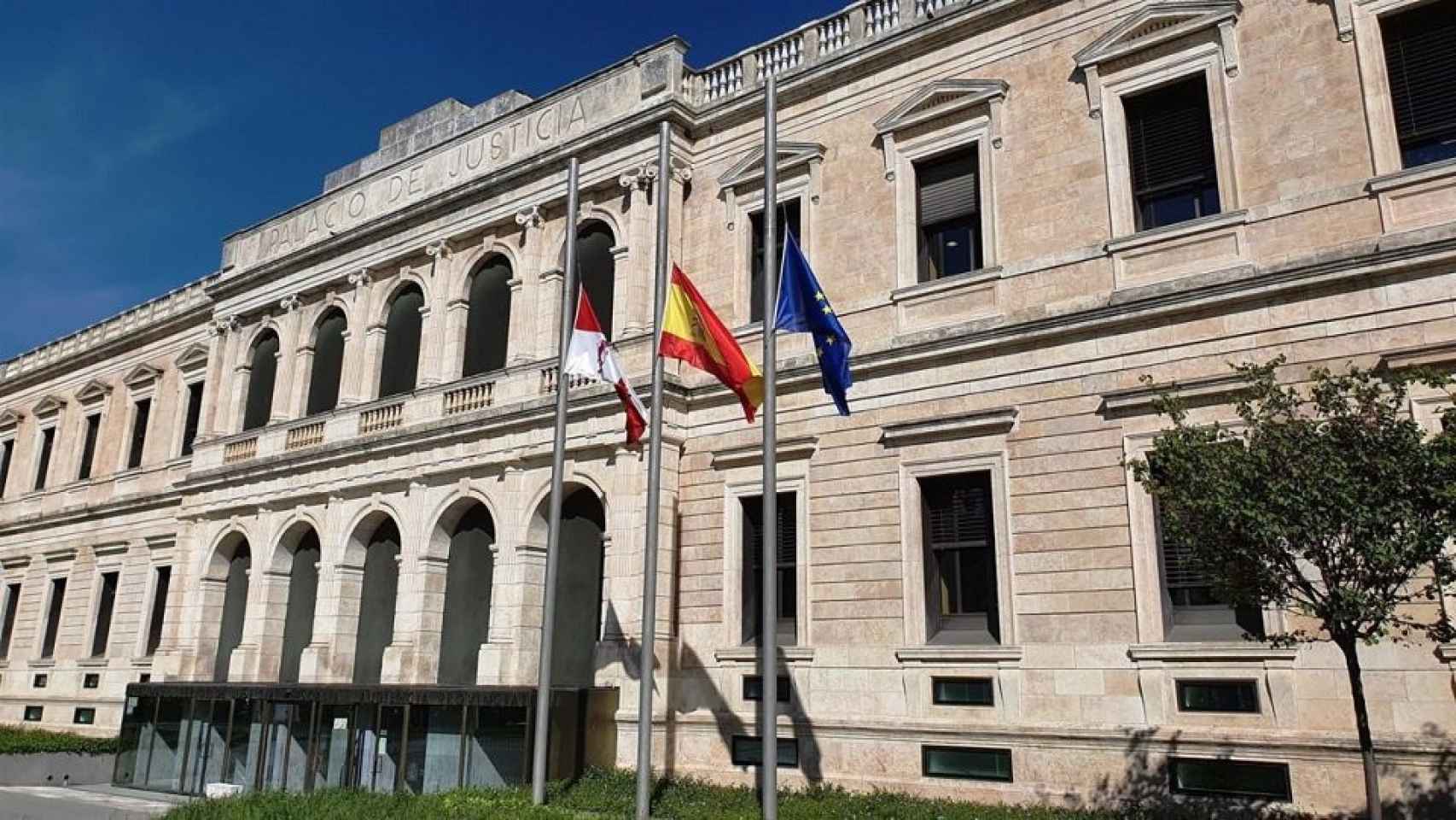 El Tribunal Superior de Justicia de Castilla y León.