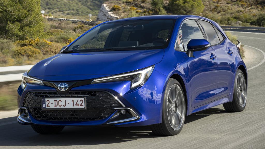 El nuevo Toyota Corolla presenta sutiles cambios en el exterior.