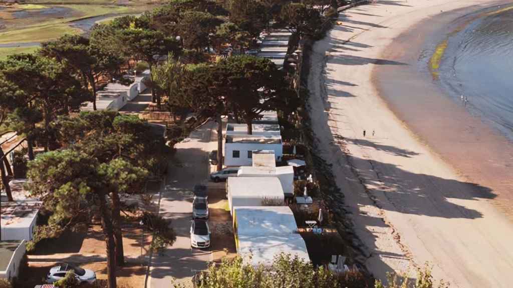 Camping Bayona Playa en Baiona (Pontevedra).