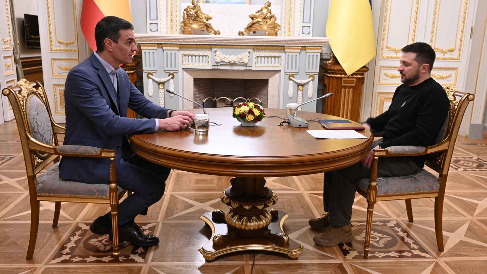 Pedro Sánchez, este jueves durante su encuentro con el presidente de Ucrania, Volodímir Zelenski, en Kiev.