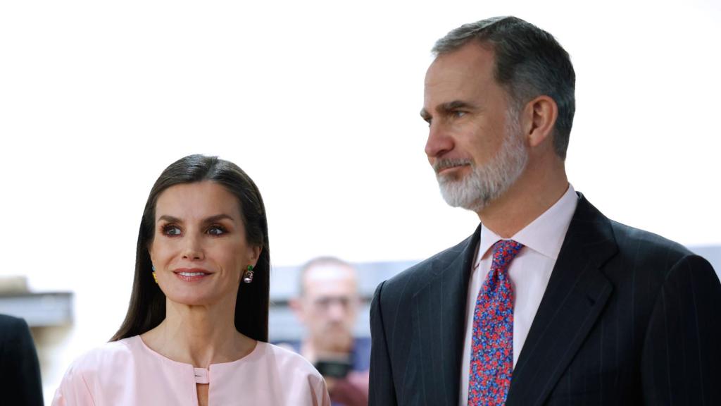 La reina Letizia, junto a Felipe VI, ha inaugurado ARCOMadrid este jueves 23 de febrero por la mañana.