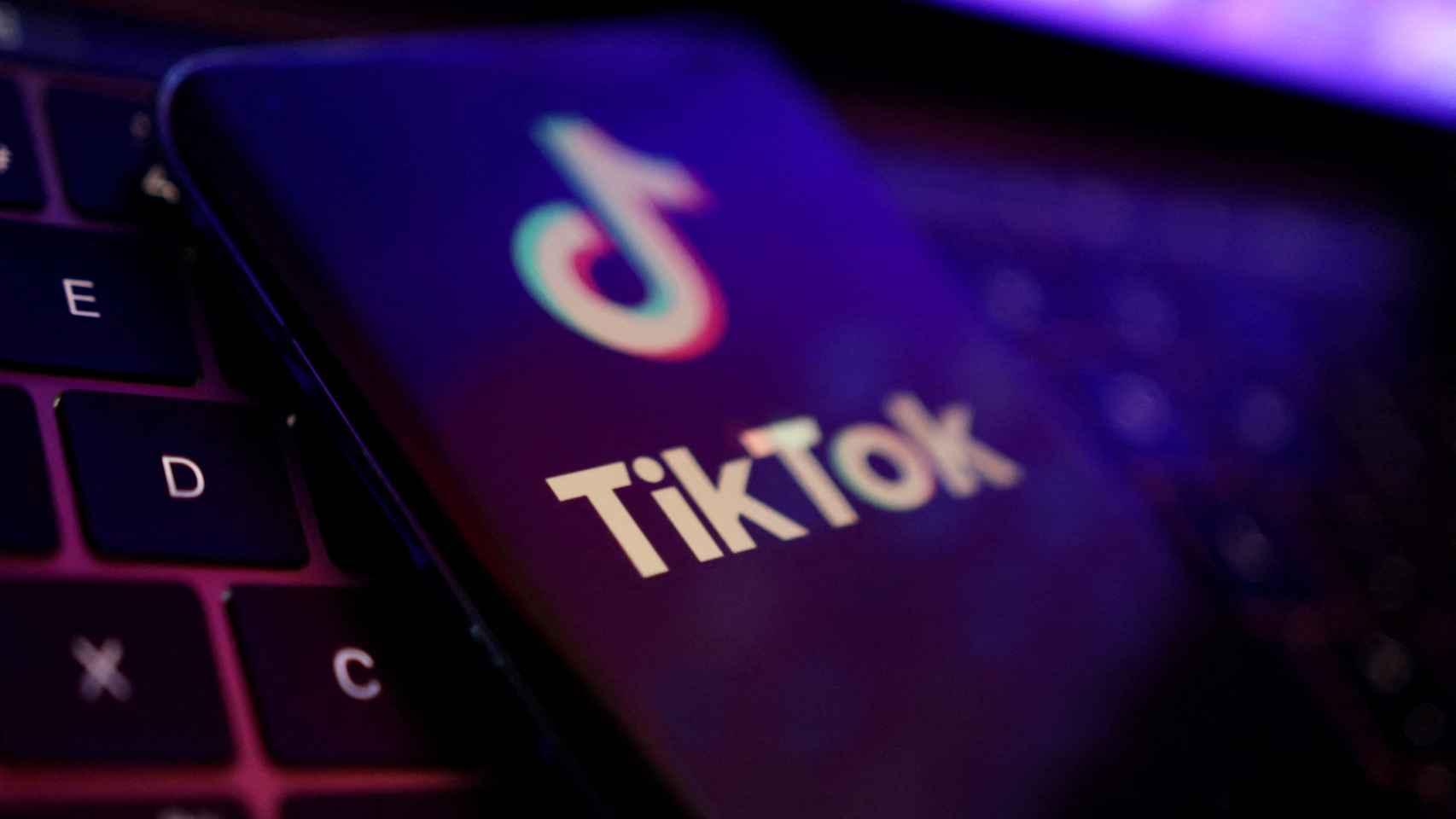 La Comisión Europea prohíbe instalar TikTok a sus trabajadores para prevenir ciberataques