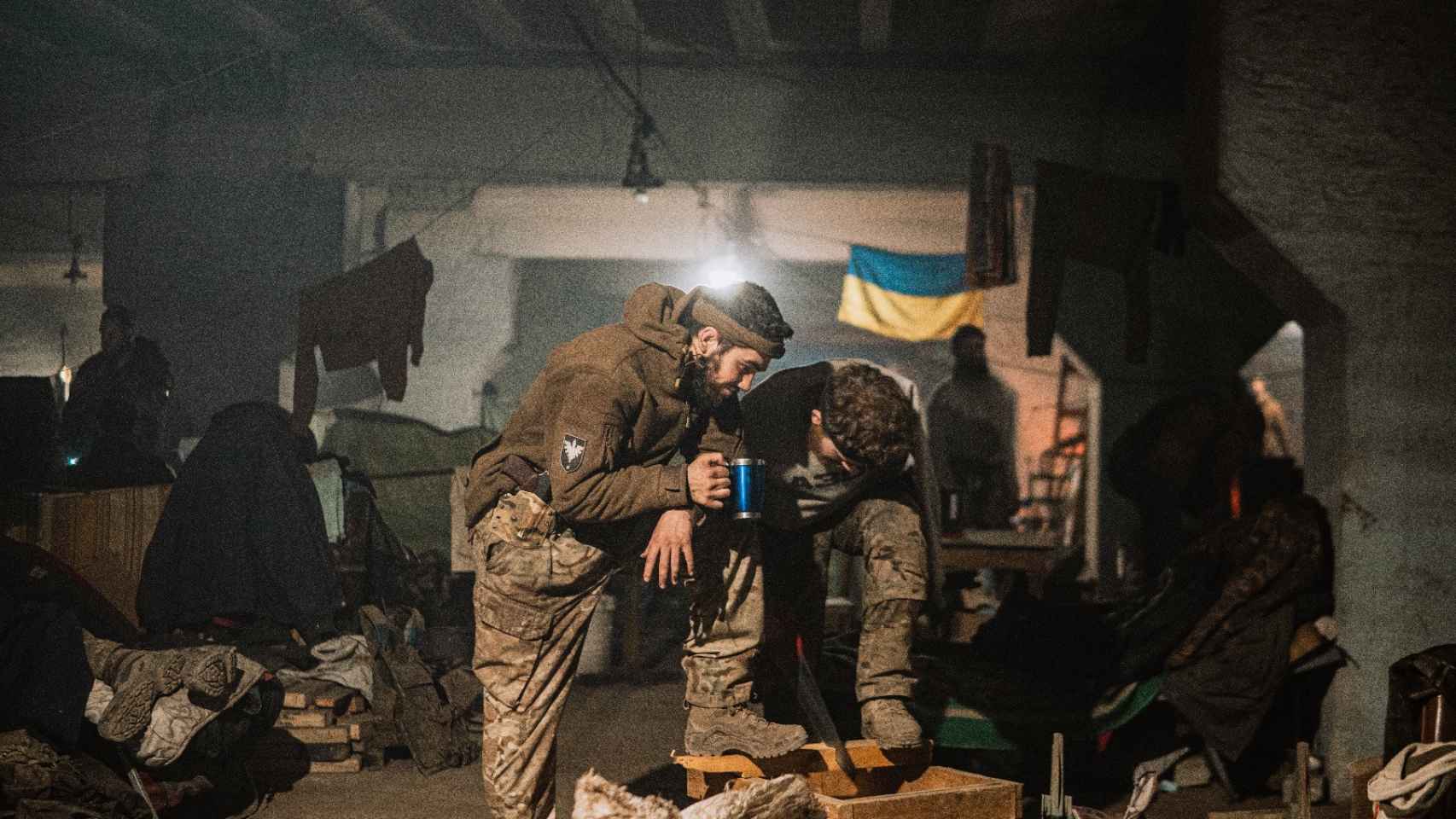 Soldados ucranianos en Azovstal.