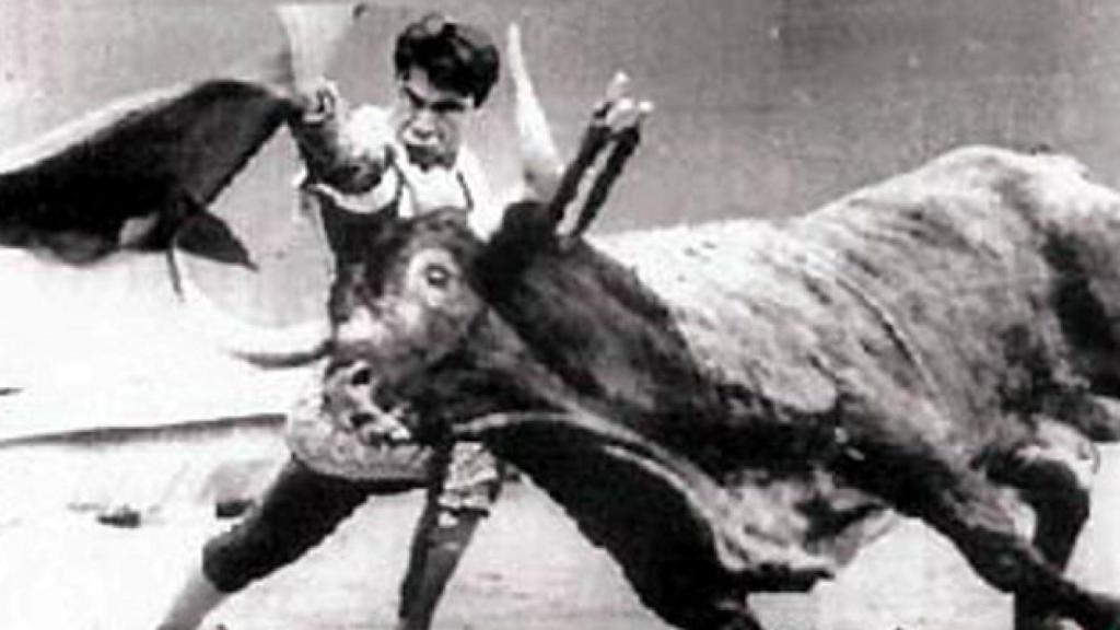 Toro “Ojeroso”, de Miura, lidiado en Pamplona en 1987 al que le cortó una oreja (cedida)
