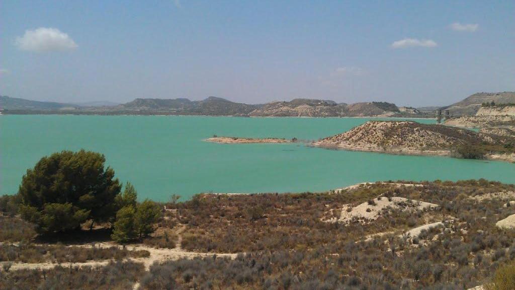 Embalse de La Pedrera, entre Orihuela y Bigastro.