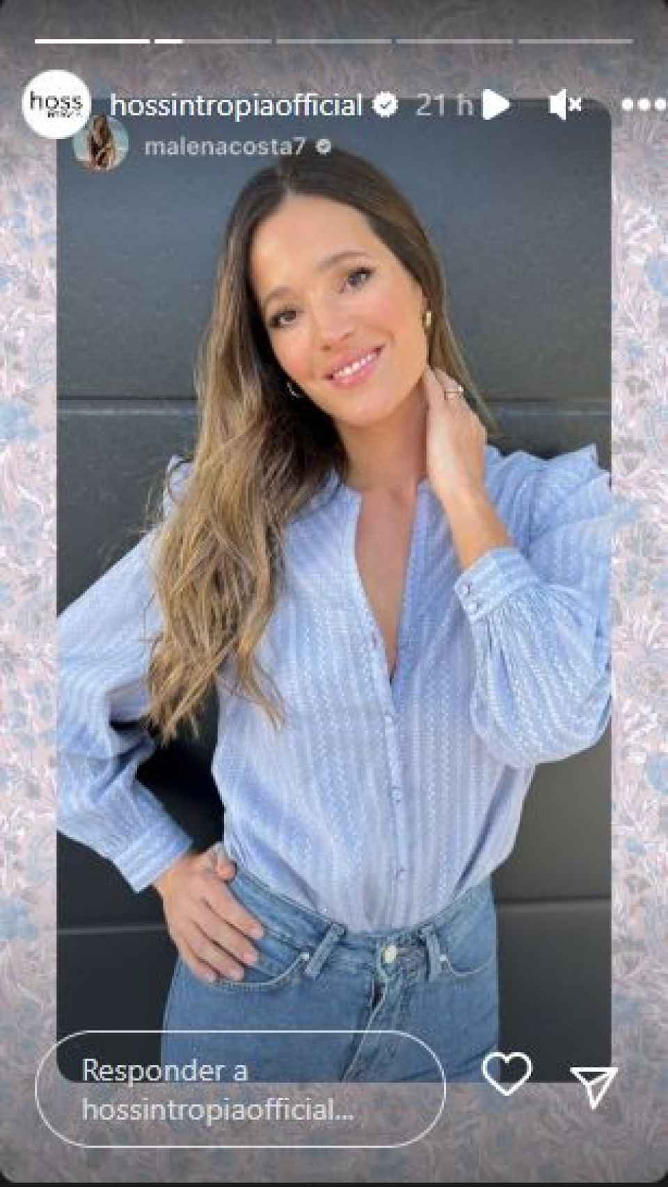 Malena Costa en una imagen de redes sociales con camisa de Hoss Intropia.