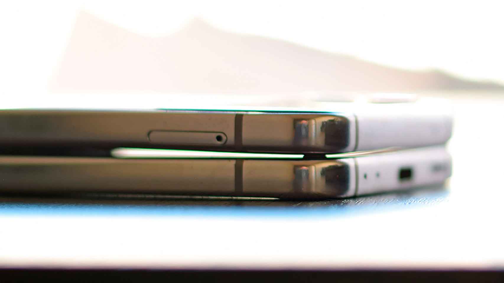 El Samsung Galaxy Z Flip 4 y el hueco que se genera al estar plegado