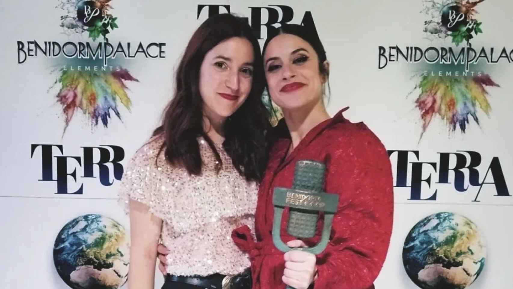 Paola de Diego junto a Blanca Paloma. Foto: Instagram @paoladediego.