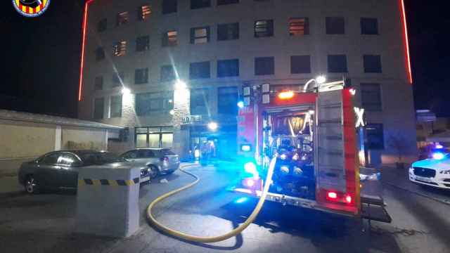 El fuego en una habitación de un hotel de Catarroja