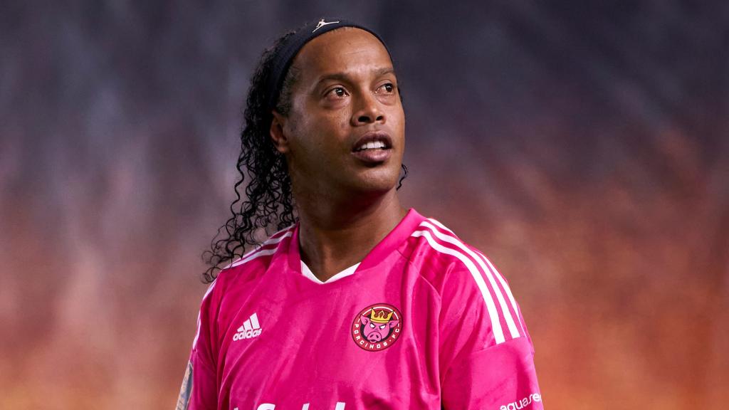 Ronaldinho, en su debut con Porcinos en la Kings League.