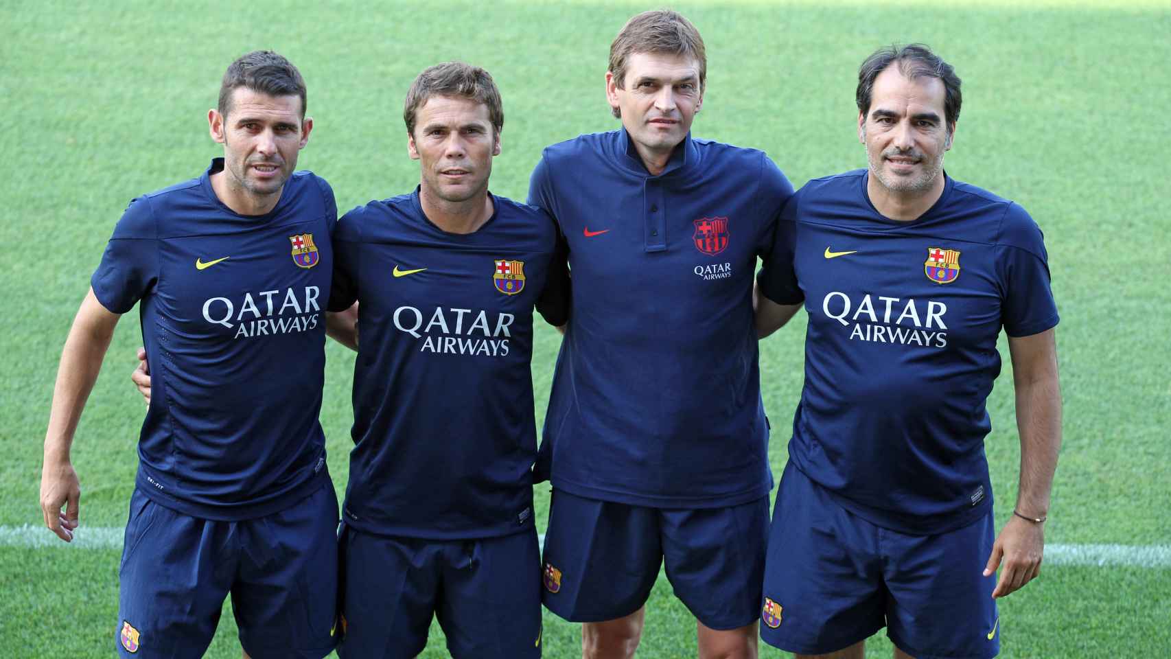 Rubi, segundo por la izquierda, como parte del cuerpo técnico del Barça en 2013