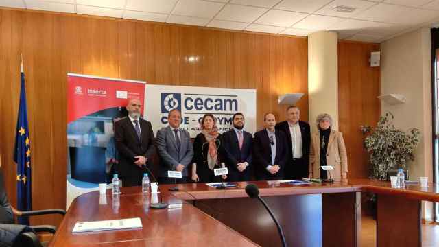 Convenio entre Fundación ONCE y Cecam.