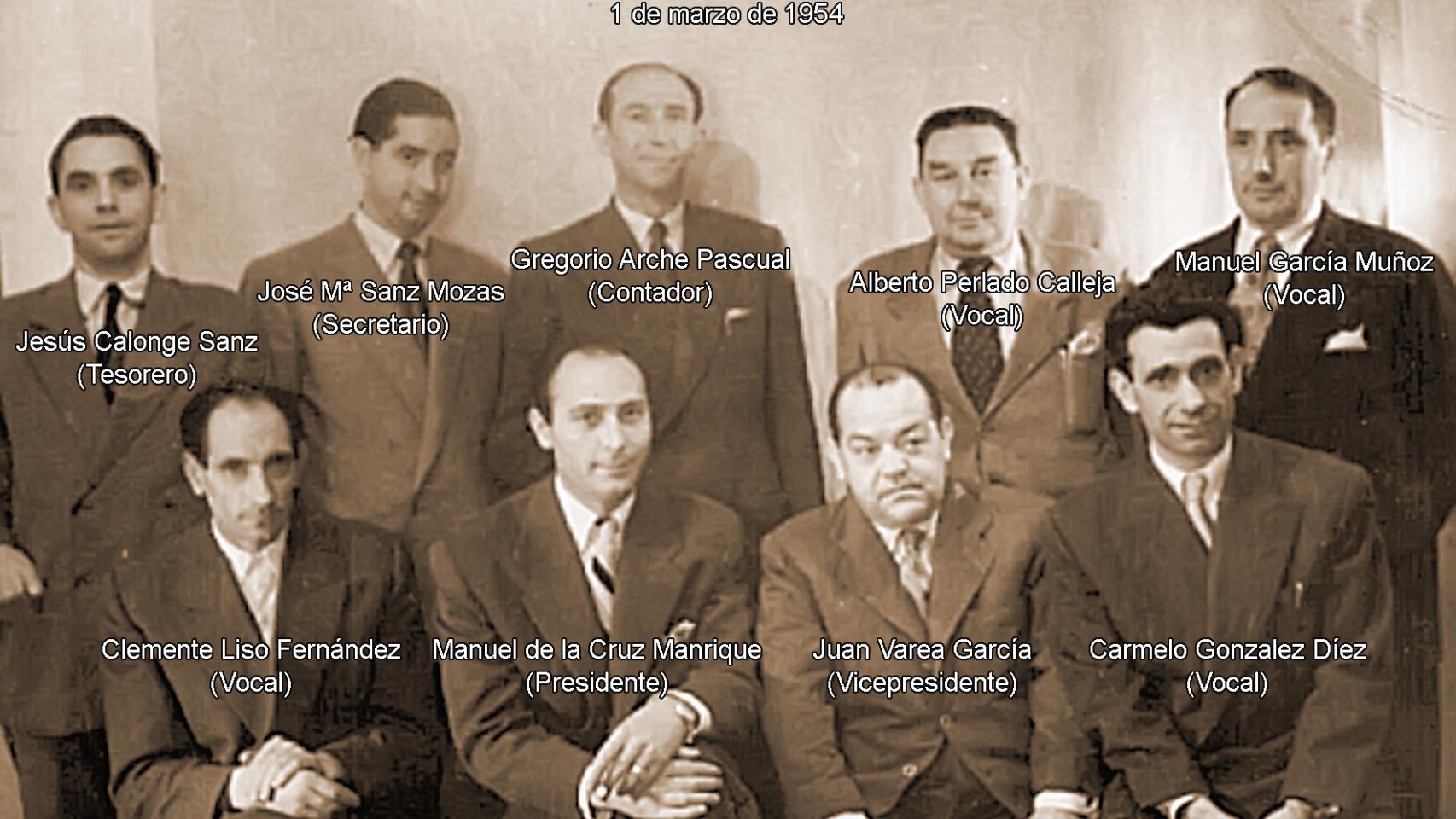 Primera junta directiva