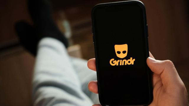 Grindr, app, móvil, ligar.