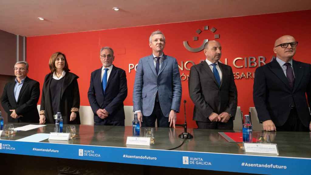 Alfonso Rueda y Ángeles Vázquez visitaron el parque empresarial de San Cibrao das Viñas (Ourense).