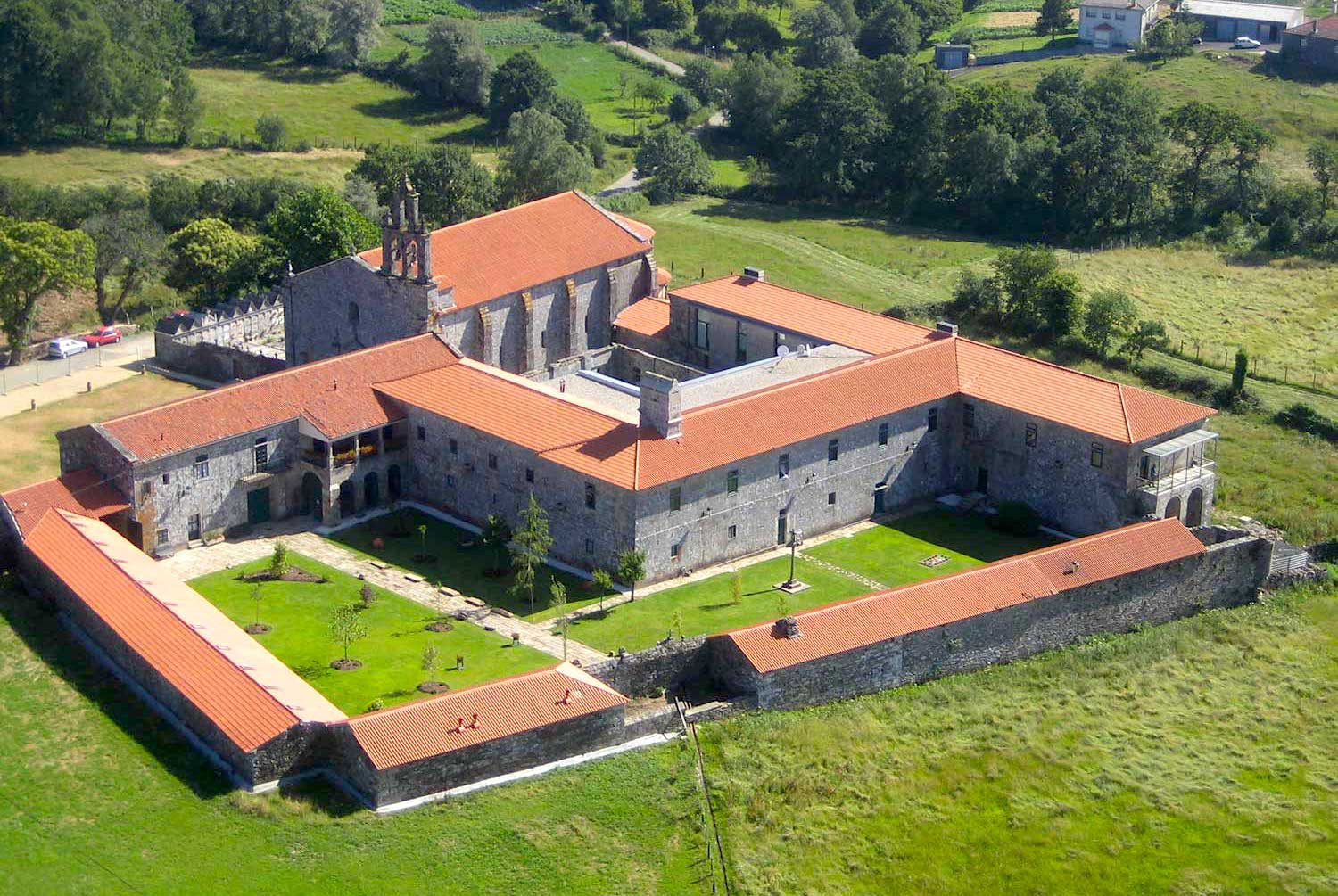 Vista aérea del Monasterio de Santa María de Aciveiro. Foto: Pousadas de Compostela