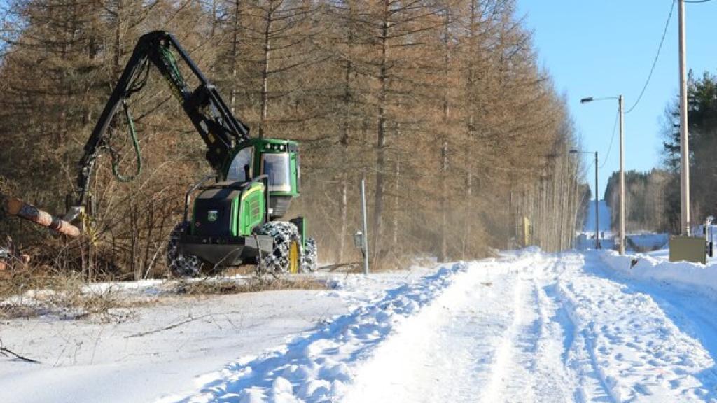 La construcción de una valla fronteriza en Imatra, Finlandia.