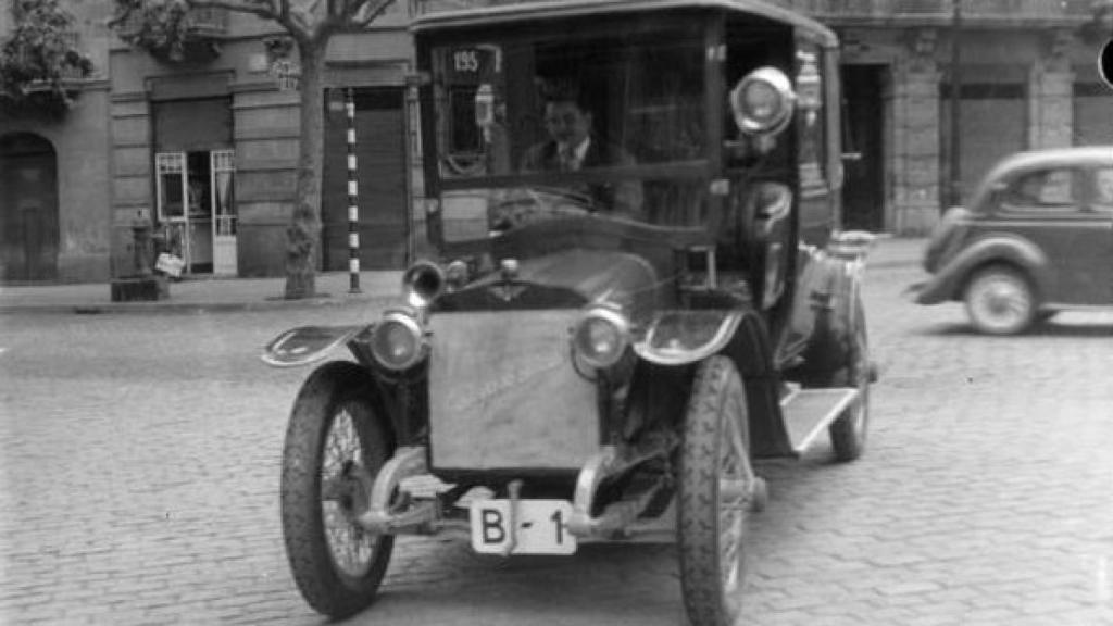 El primer coche matriculado en Barcelona