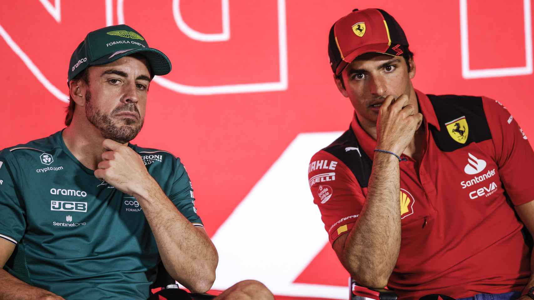 Fernando Alonso y Carlos Sainz, en rueda de prensa de la F1 2023