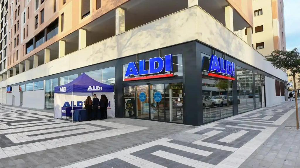 Fachada Aldi.