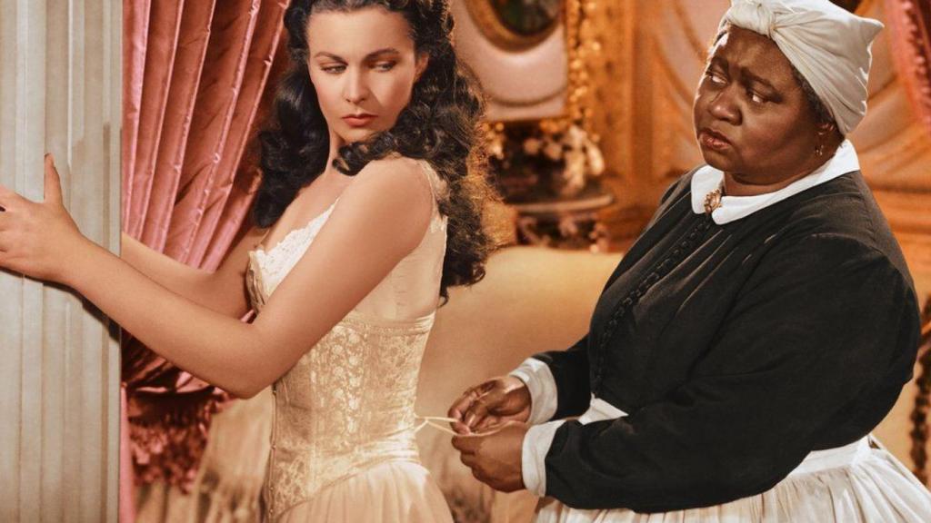 Vivien Leigh (Scarlett O'Hara) y Hattie McDaniel (Mammy) en 'Lo que el viento se llevó' (1939)