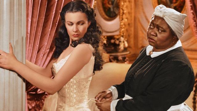 Vivien Leigh (Scarlett O'Hara) y Hattie McDaniel (Mammy) en 'Lo que el viento se llevó' (1939)
