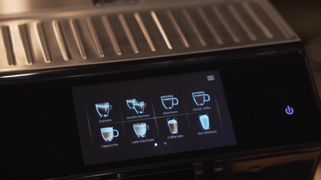 La pantalla LED de la cafetera Barista Bot